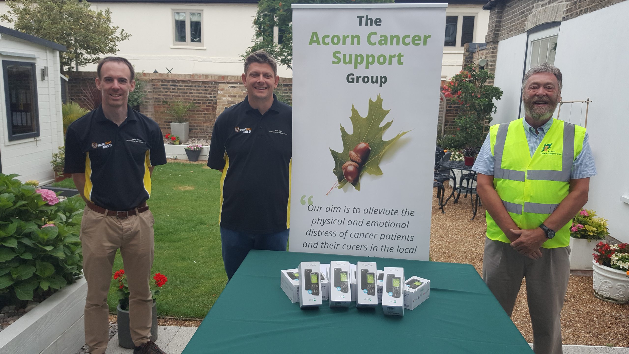 Huntingdon Round Table Donating Mobile Phones