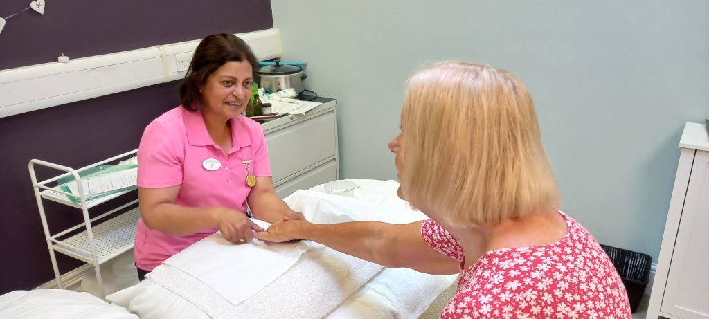 The Acorn Cancer Support Group - Therapy